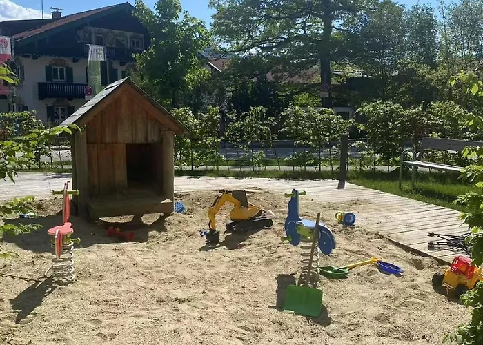 Modern Apartment, Free Parking *