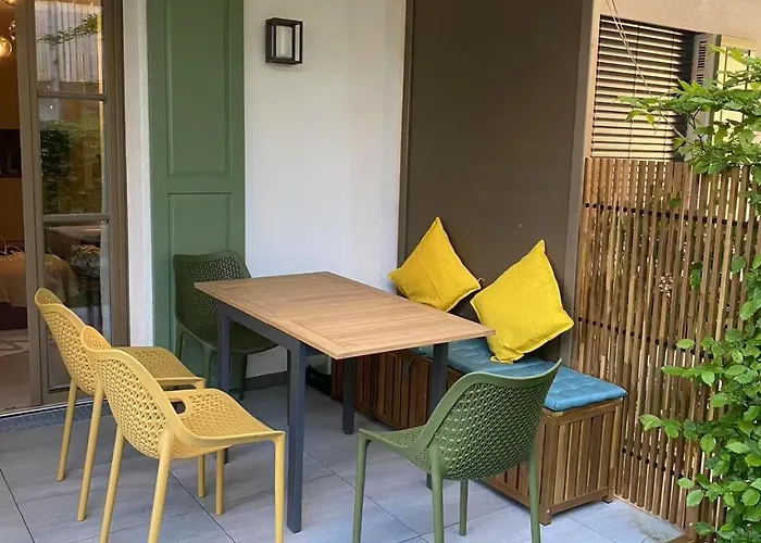 Modern Apartment, Free Parking *
