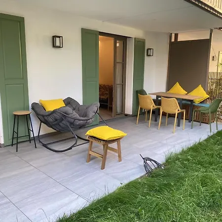 아파트 Modern Apartment, Free Parking *