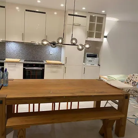 Διαμέρισμα Modern Apartment, Free Parking *