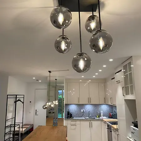 Modern Apartment, Free Parking Διαμέρισμα
