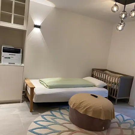 Διαμέρισμα Modern Apartment, Free Parking *
